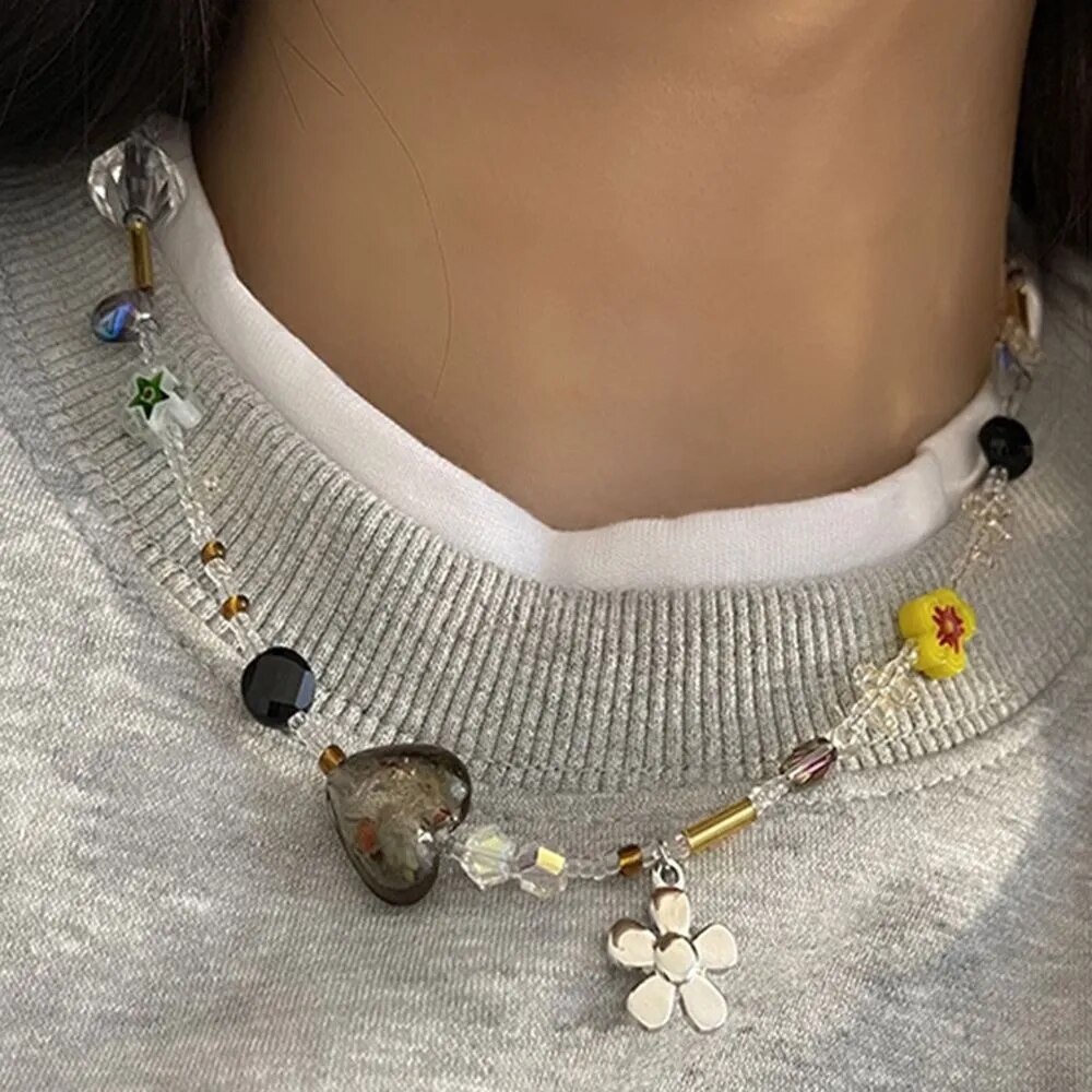 New Korean Flower Heart Beaded Necklace For Women Crystal Class Gravel Clavicle Chain Cool Y2K Choker Exquisite Fashion Jewelry