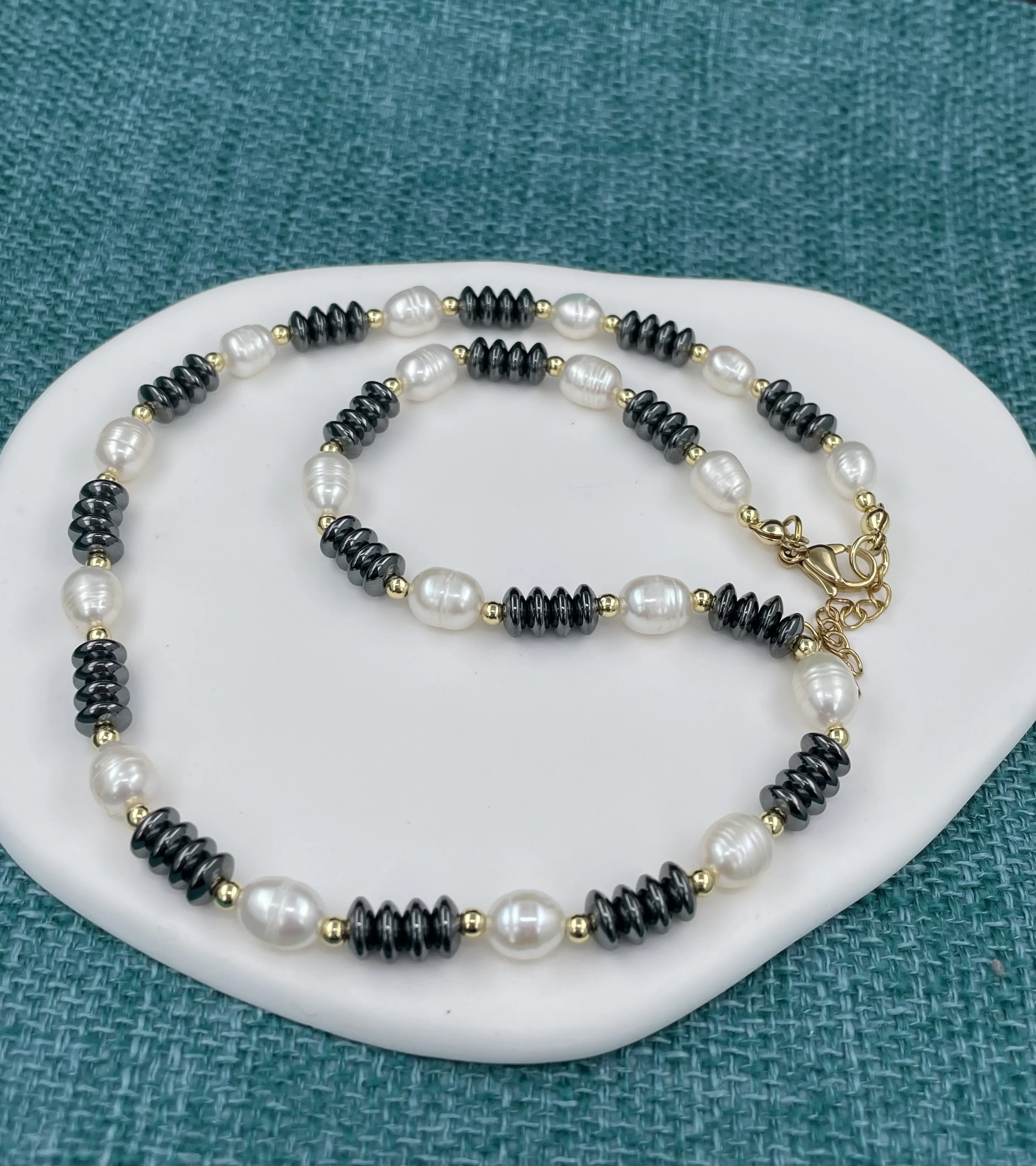 Freshwater necklace female necklace irregular Baroque Pearl necklace 316 stainless steel metal adjustment chain jewelry