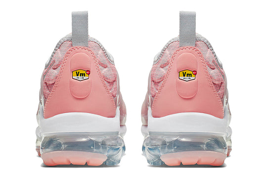 (WMNS) Nike Air VaporMax Plus 'Bleached Coral' AO4550-603