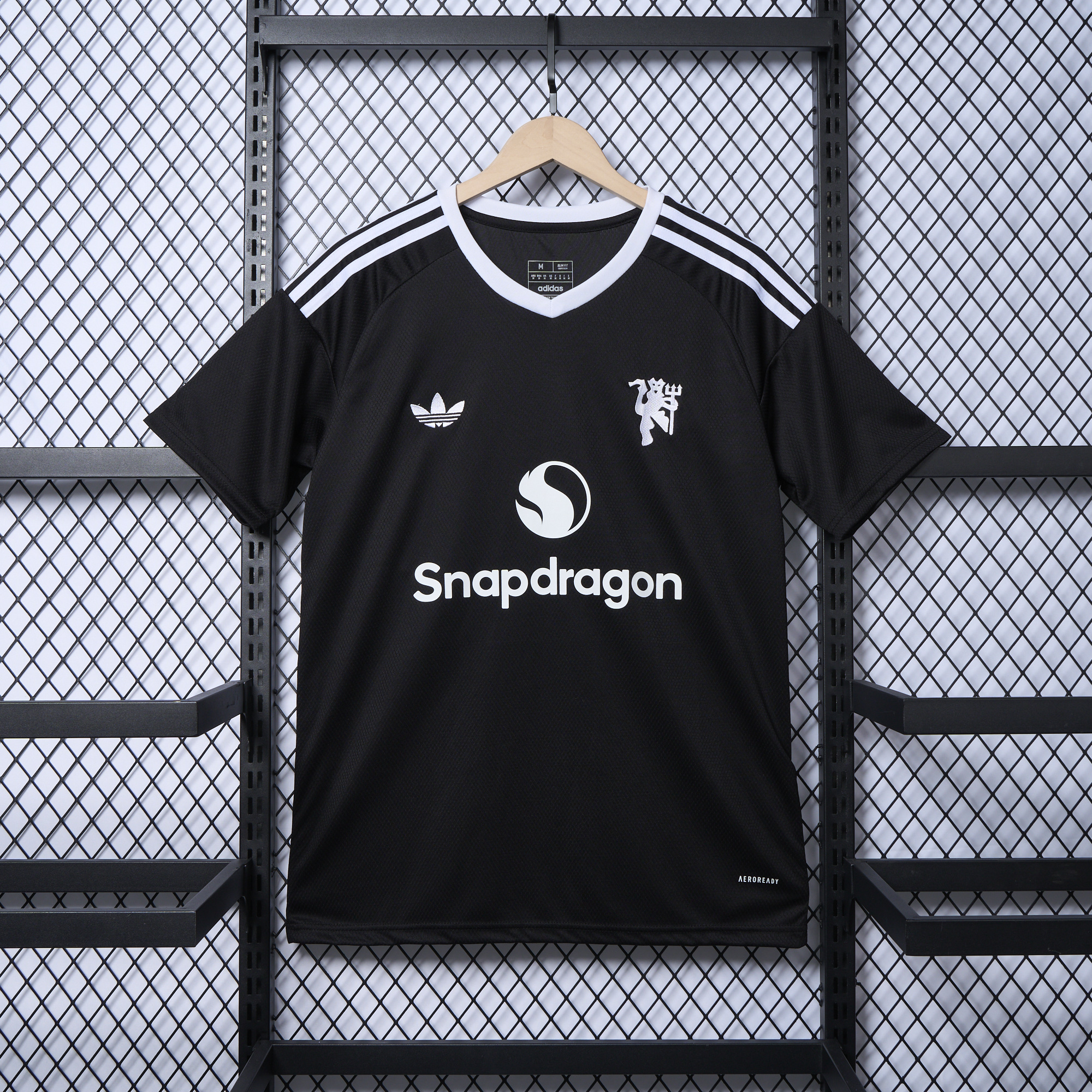 Manchester United 24-25 Goalkeeper GK Third Jersey - Fans Version111