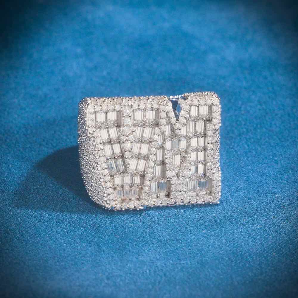 Iced out watch-Yika Jewelry