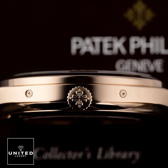 patek-philippe-complications-5396R-001-replica-uniyedluxury