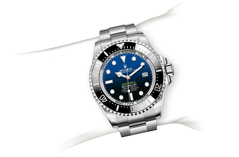 Rolex Sea-Dweller in Oystersteel, m136660-0003 | Europe Watch Company