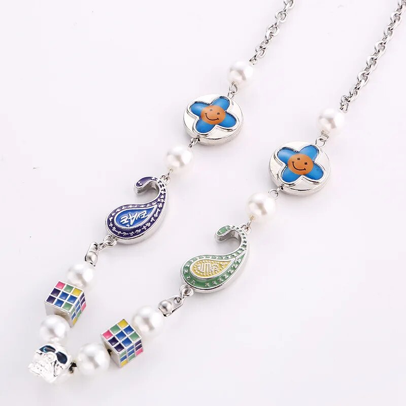 Fashion Petal Cross Wild Round Bead Skull Hip Hop Couple Necklace for Men and Women Hot Sale