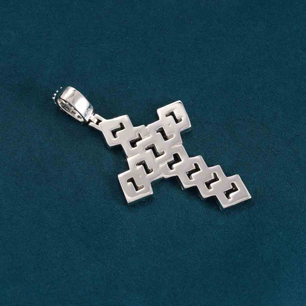 Iced out watch-Yika Jewelry