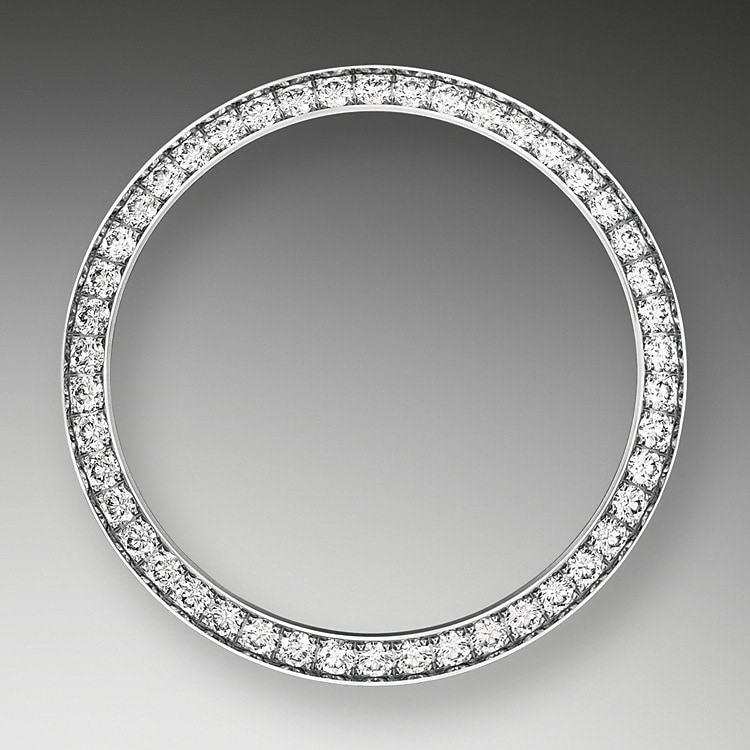 DIAMOND-SET BEZEL