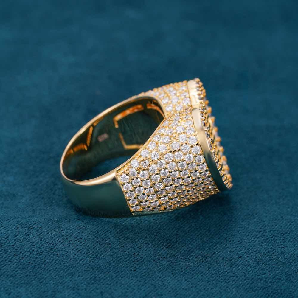 Iced out watch-Yika Jewelry