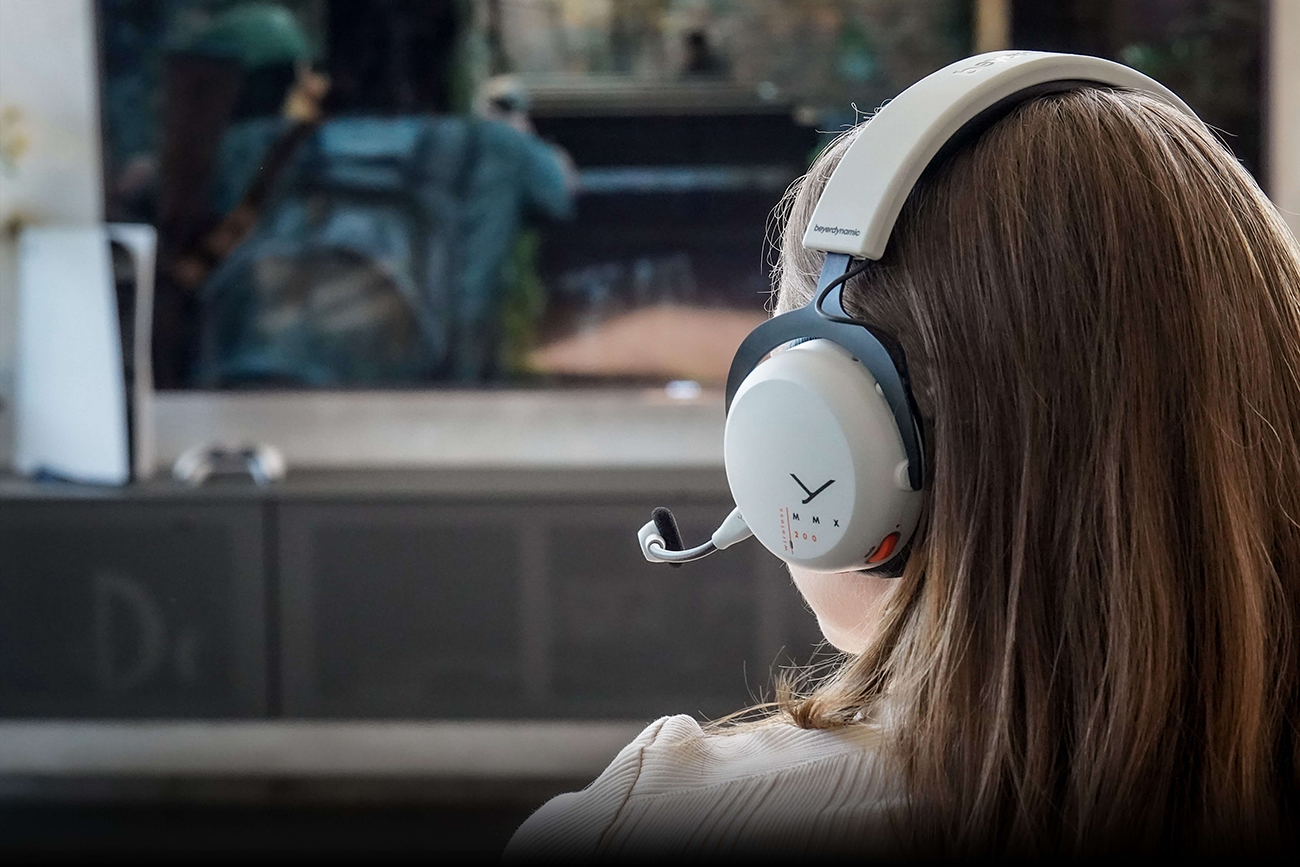 beyerdynamic MMX 200 Wireless Gaming Headset