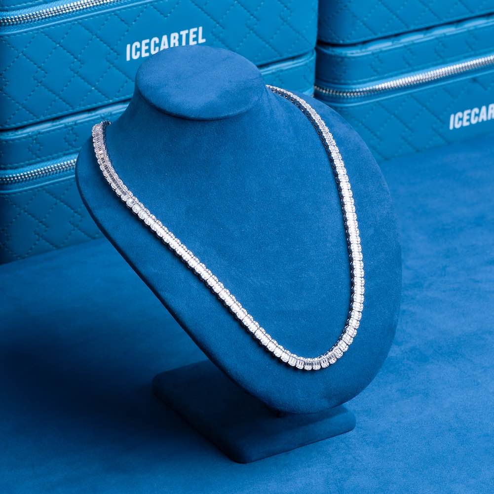 Iced out watch-Yika Jewelry