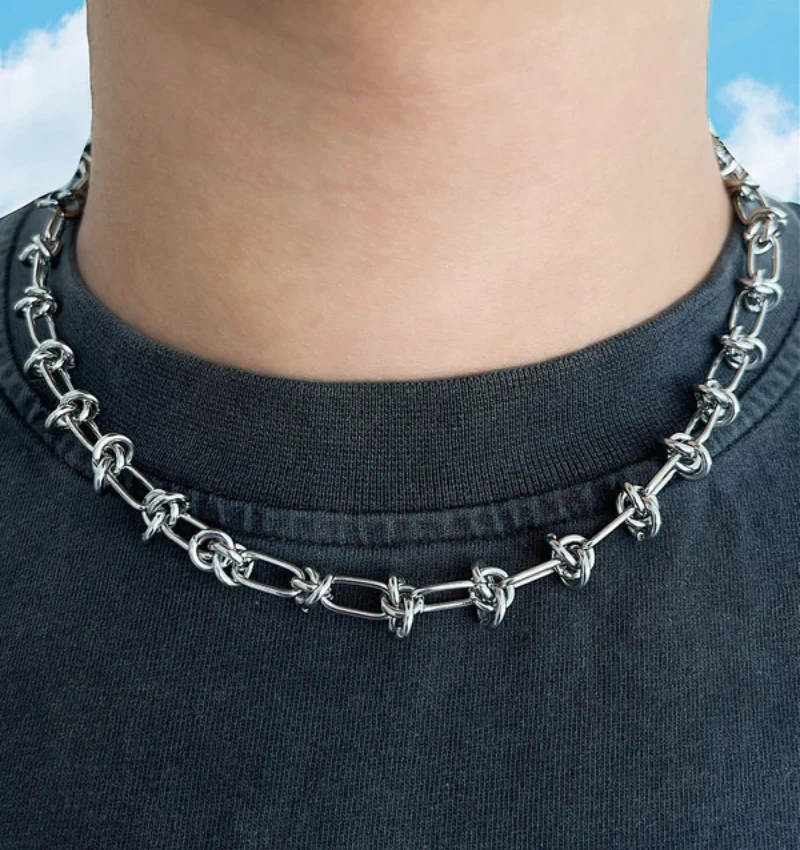 New Fashion Punk Rock Thorns Knot Chains Choker Necklace for Men Unisex Hip Hop Trend Jewelry 2022 Short Collar Neck Chains Cool