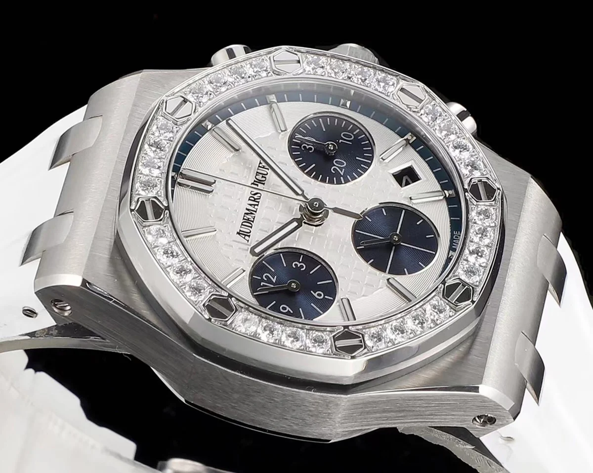 Royal Oak Offshore Selfwinding Chronograph 37mm White Dial in Steel Ref. 26231ST.ZZ.D010CA.01 - Dealer Clocks