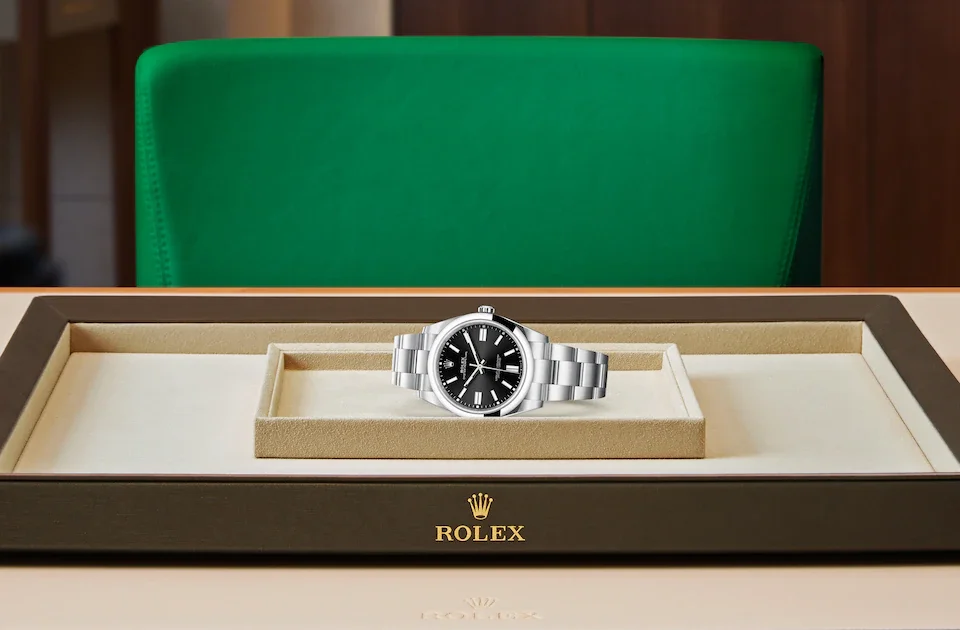 Rolex Oyster Perpetual in Oystersteel, M124300-0002 | Ben Bridge