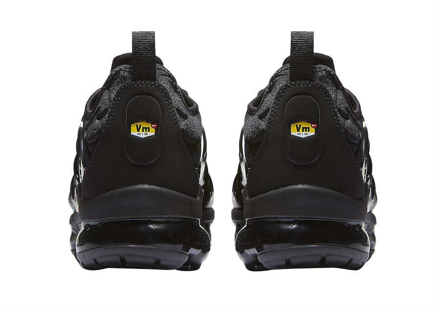 Nike Air VaporMax Plus Triple Black 924453-004