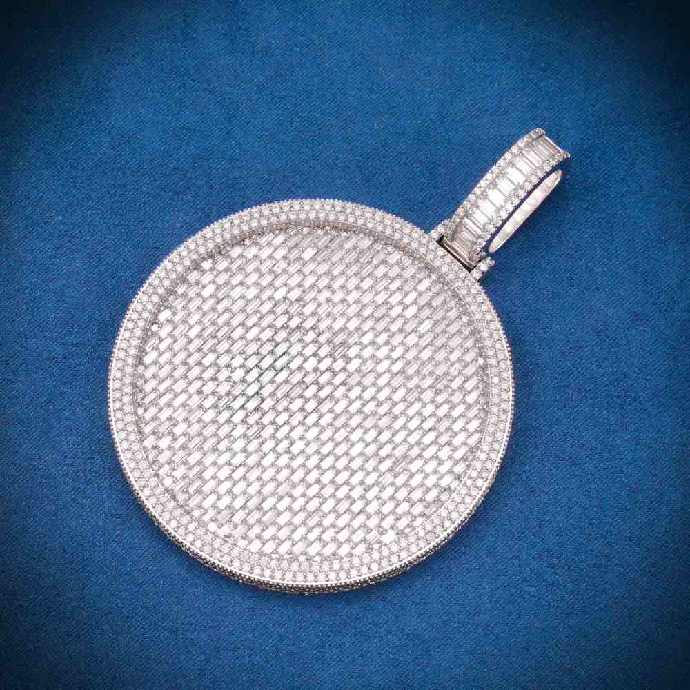 Iced out watch-Yika Jewelry