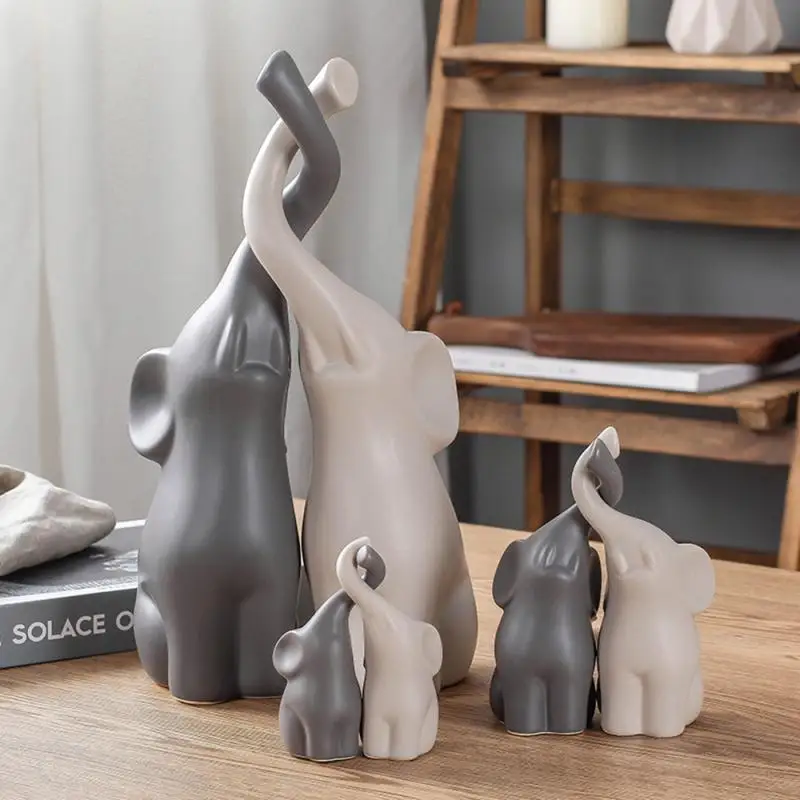 1 Pair Elephant Figurines Suvenir Creative Couples Statuette for Good Luck Gift Table Decoration Living Room Desktop Decoration