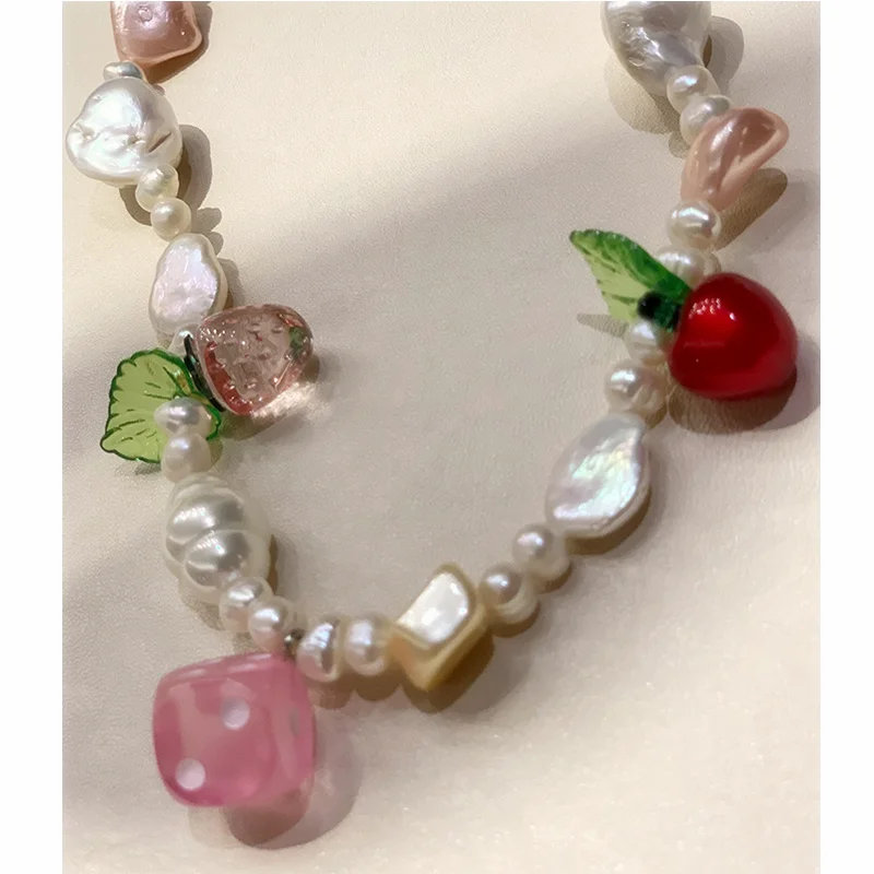 New Bohemia Strawberry Dice Irregular Freshwater Pearl Choker Clavicle Necklace for Women Girl Party Trendy Jewelry HANGZHI 2021