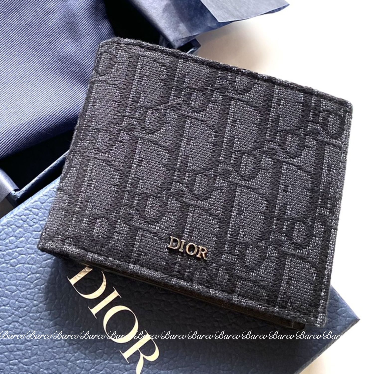 すぐ届く☆【DIOR】ディオール オブリーク ジャカード (Dior/折りたたみ財布) 2OBBC027YSE_H03E【BUYMA】