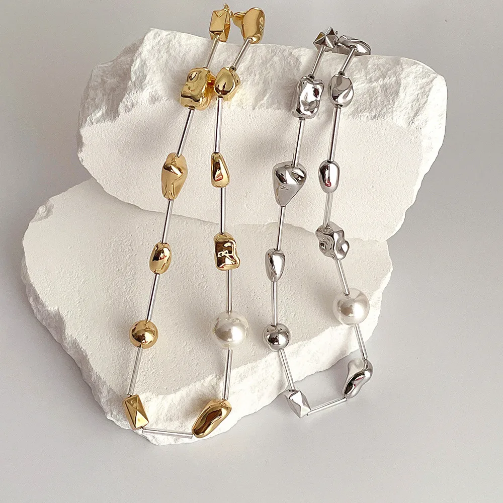 Korean style unique design sense of irregular metal pearl stitching necklace personality men and women collarbone chain choker