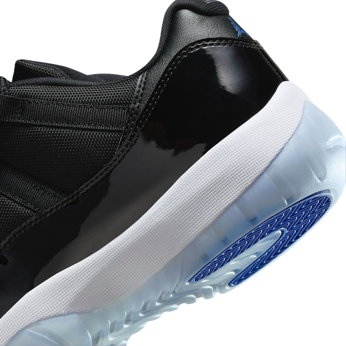 Air Jordan 11 Low Space Jam FV5104-004