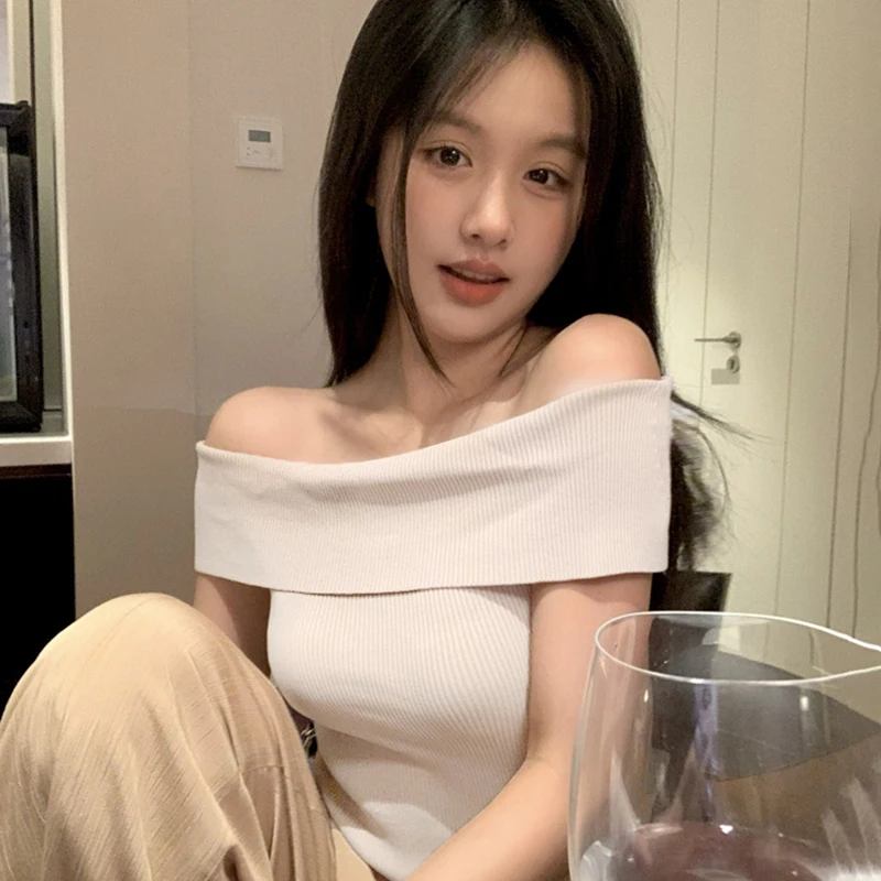 Women's Knitwear Icy Cool Silk Elegant Short Sleeves Straight Neck Off shoulder Slim Fitting Sexy T-shirts