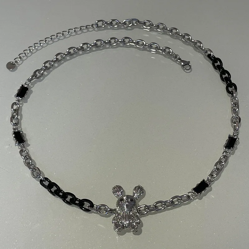 Black Chain Paneled Bunny Girl Necklace, Hip Hop Unisex Accessories Sweatshirt Boy Sweater Chain