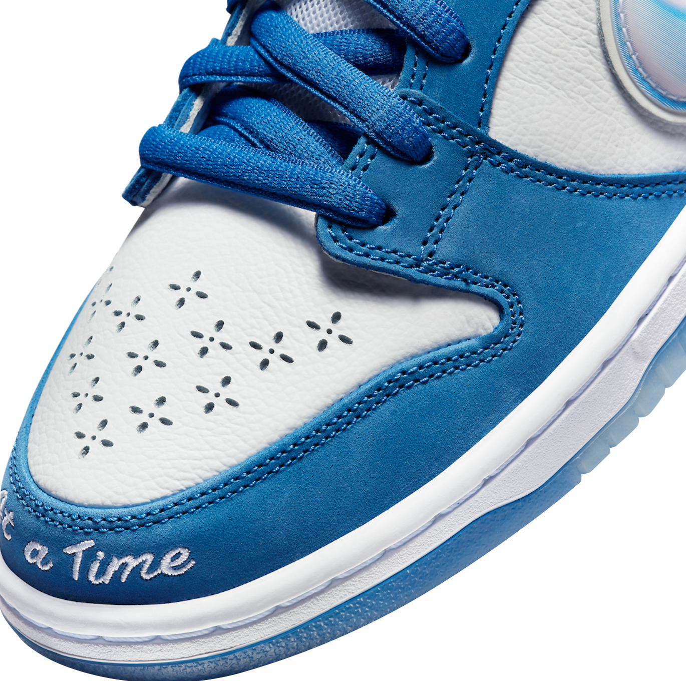 Born x Raised x Nike SB Dunk Low FN7819-400