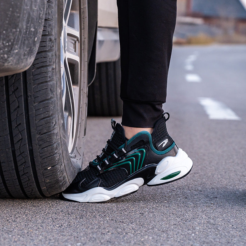 xeno-black-green-steel-toes