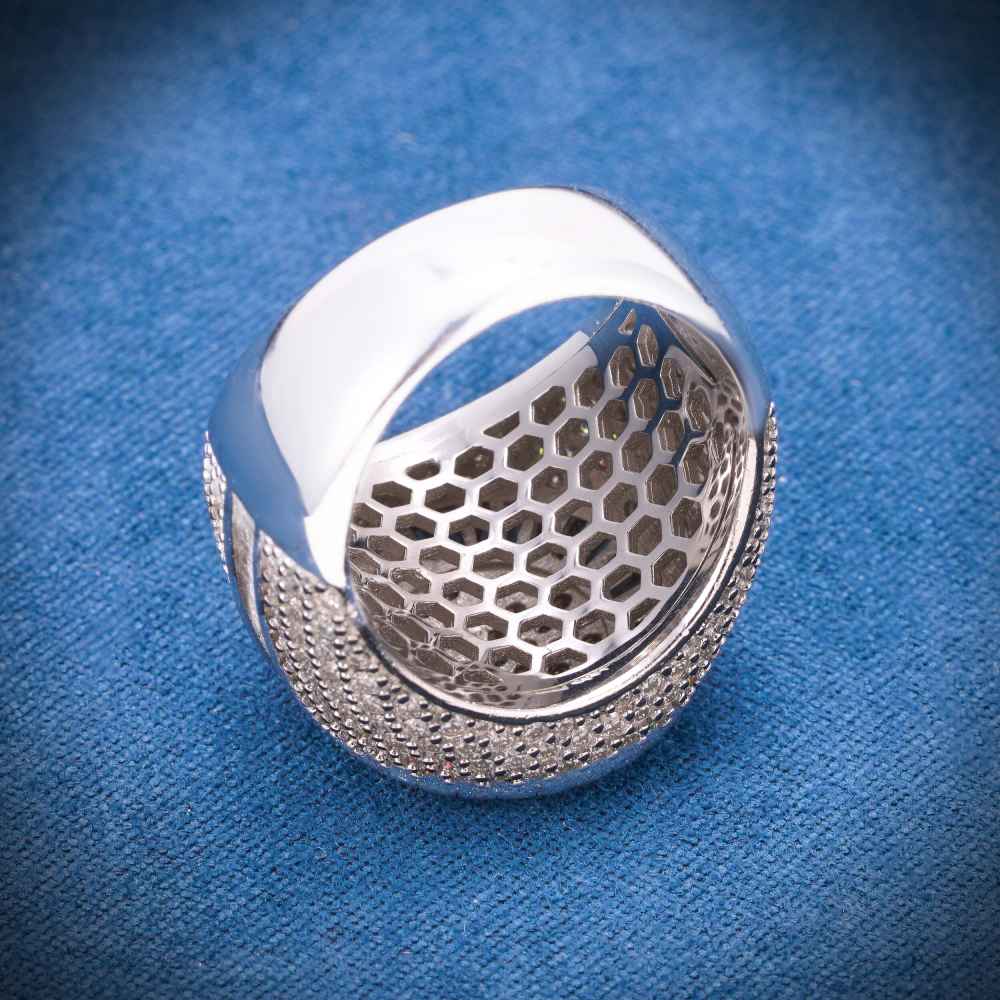 Iced out watch-Yika Jewelry