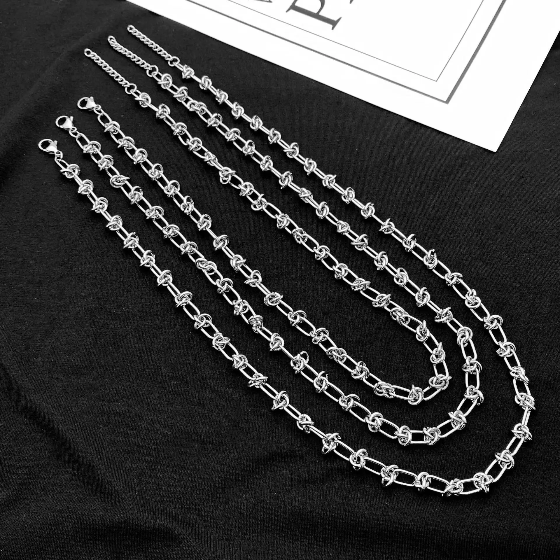 1pcs Stainless Steel Brambles Choker Necklace Hip-hop Gothic Punk Style Barbed Wire Little Thorns Chain Choker Gifts