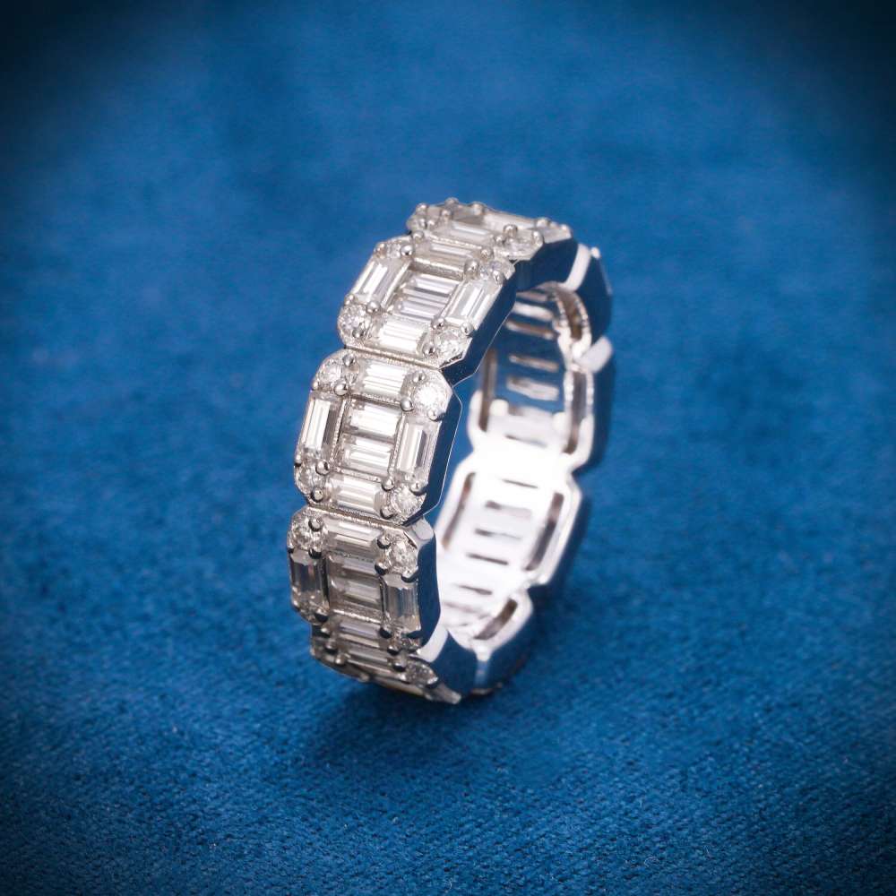 Iced out watch-Yika Jewelry