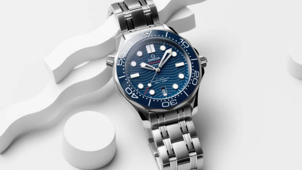 Omega Seamaster 300m Review | The Perfect Everyday Dive Watch