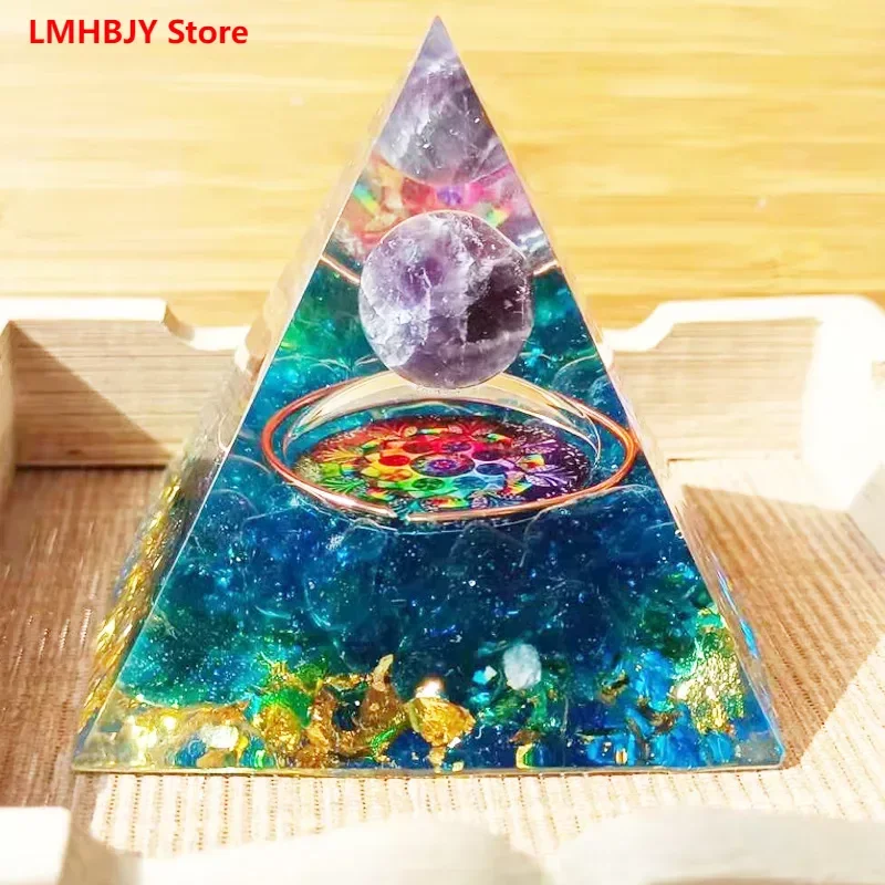 6cm Modern High-end Pyramid Office Bedroom Decorations Simple Chinese Personalized Handicrafts Car Decorations