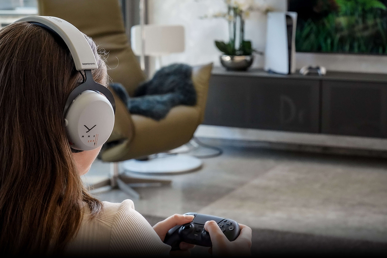 beyerdynamic MMX 200 Wireless Gaming Headset