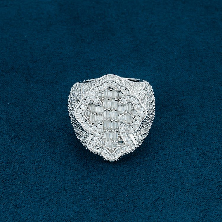 Iced out watch-Yika Jewelry