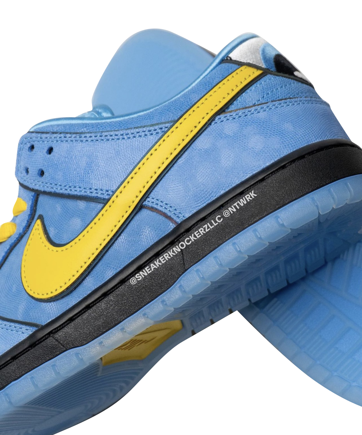 The Powerpuff Girls x Nike SB Dunk Low Bubbles FZ8320-400