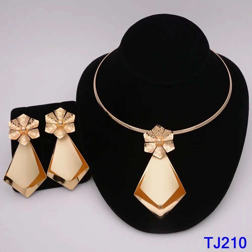 Fashion Nigerian Woman Wedding African Beads Jewelry Set Gold Color Fashion Dubai Gold Color Bridal Gift