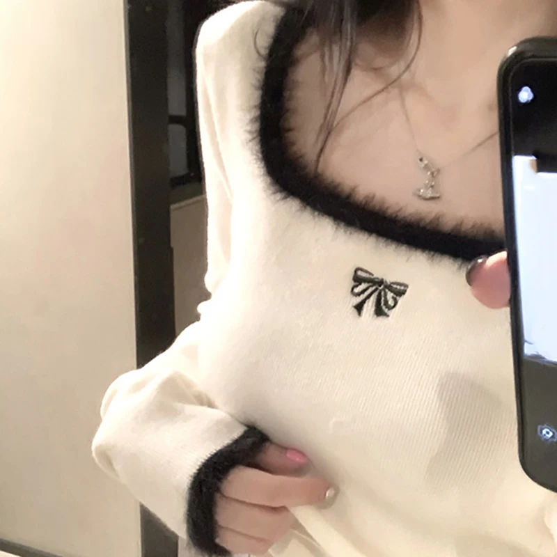 HELIAR Women Butterfly Embroidered T-shirts Square Neck  Long Sleeve Patchwork Y2K T-Shirts Casual Tees Women 2023 Autumn Winter