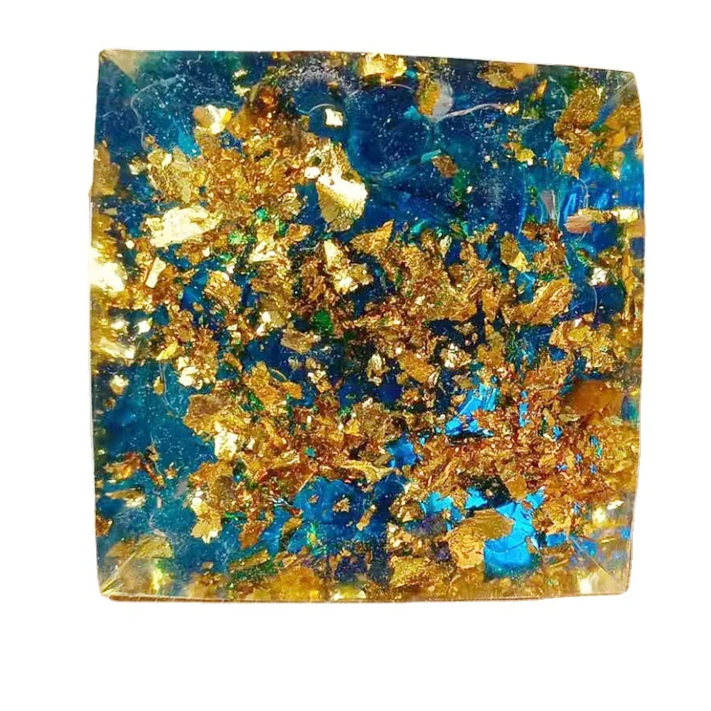 6cm Modern High-end Pyramid Office Bedroom Decorations Simple Chinese Personalized Handicrafts Car Decorations