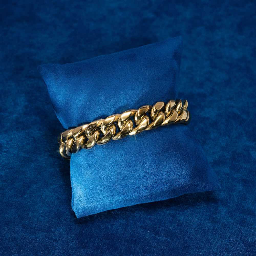 Iced out watch-Yika Jewelry