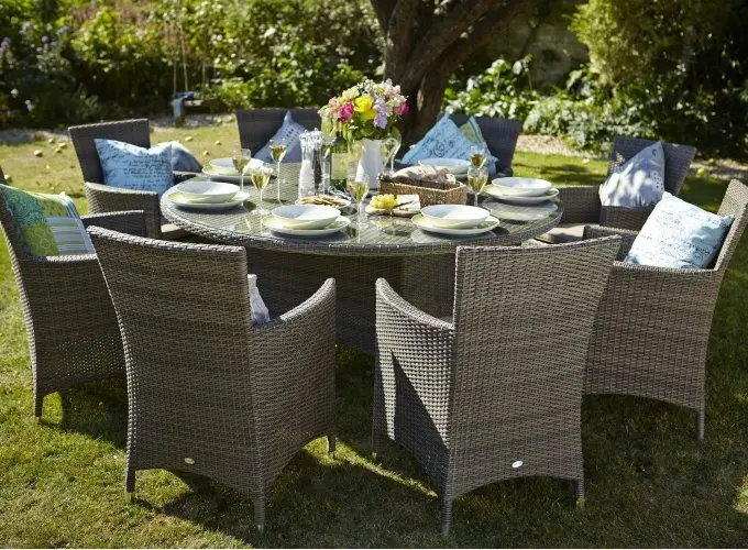 WICKER SOFA SET  WITH METAL UMBRELLA 1.2M/ GRAY COLOR RATTAN AND CREAM CUSHION SPUM POLYESTER 10CM THICKNESS