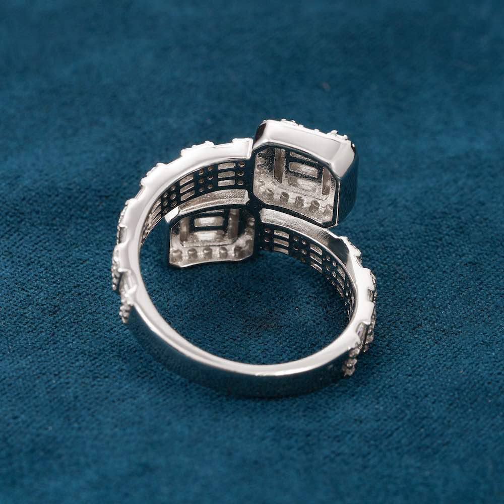 Iced out watch-Yika Jewelry