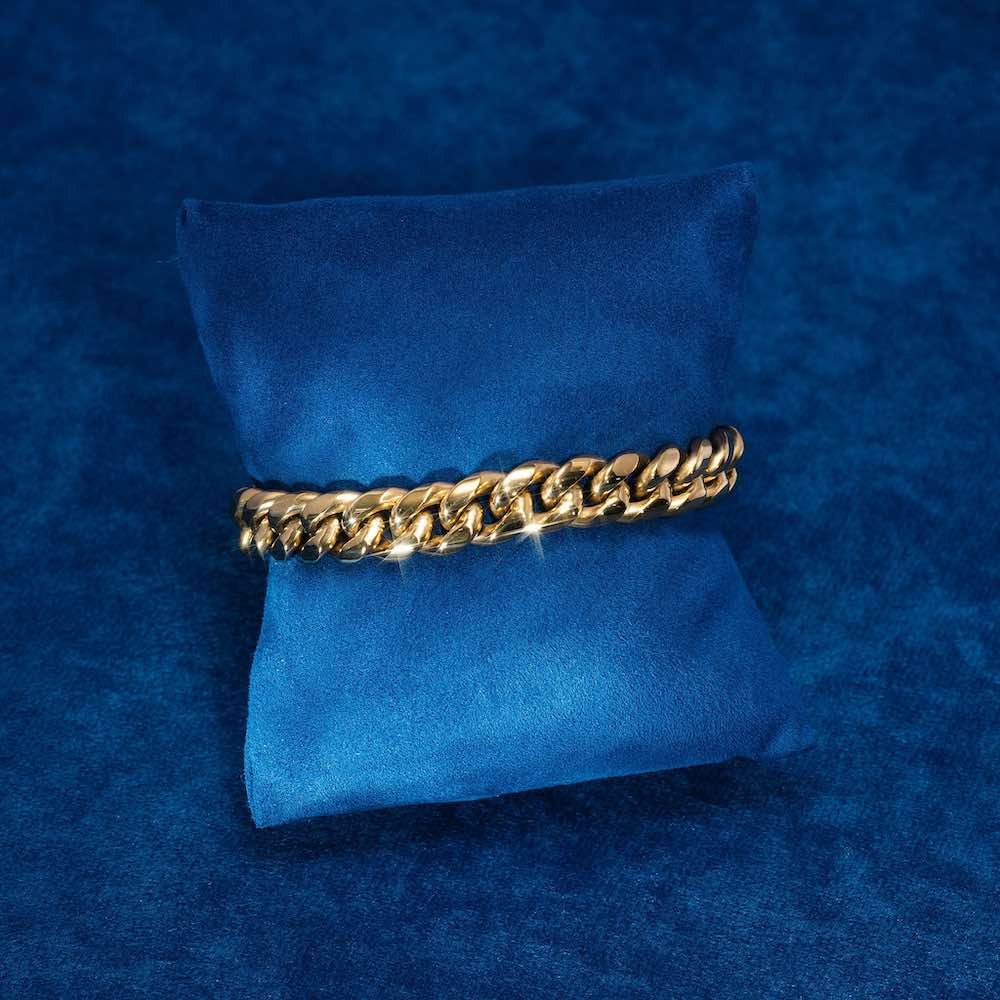 Iced out watch-Yika Jewelry