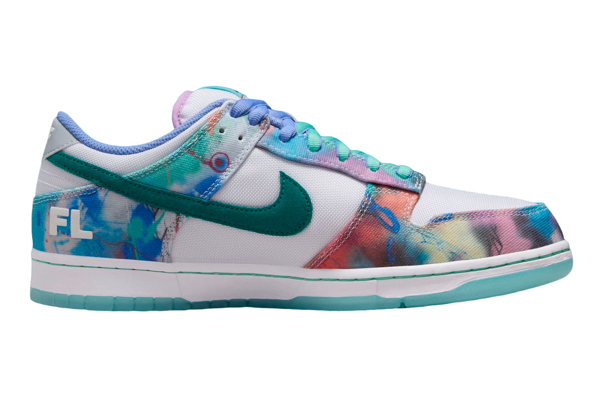 Futura Laboratories x Nike SB Dunk Low HF6061-400