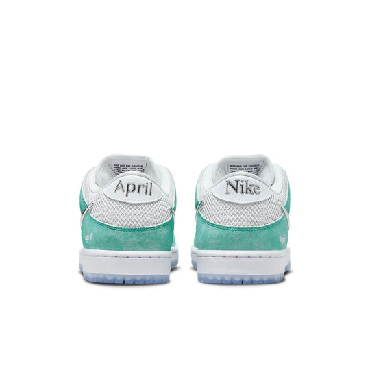 Nike x APRIL SKATEBOARDS SB Dunk Low 'Turbo Green' FD2562-400