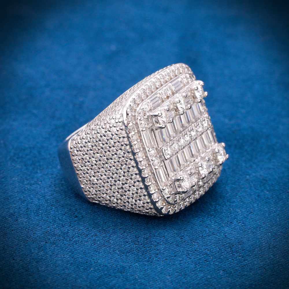 Iced out watch-Yika Jewelry