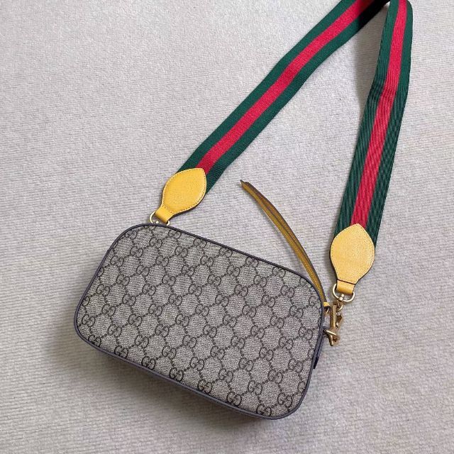 Gucci - グッチ 〔ネオ ヴィンテージ〕GGスプリーム メッセンジャーバッグ 男女兼用 の通販 by 双葉's shop｜グッチならラクマ