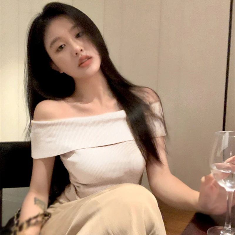 Women's Knitwear Icy Cool Silk Elegant Short Sleeves Straight Neck Off shoulder Slim Fitting Sexy T-shirts