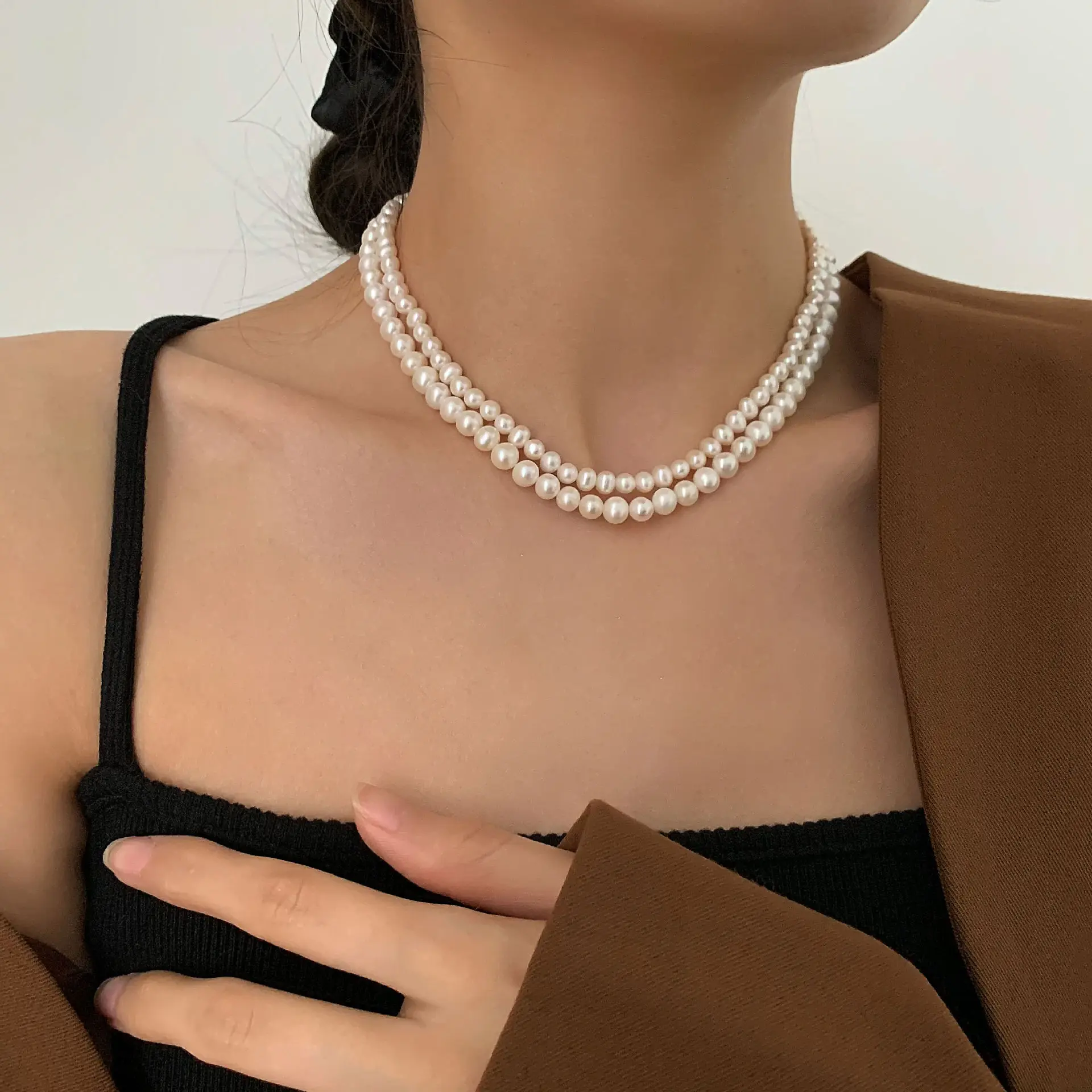 High Quality Natural Freshwater Pearl Necklace for Women Elegant Irregular Pearls Chokers Necklaces a Beautiful Shine Jewelry