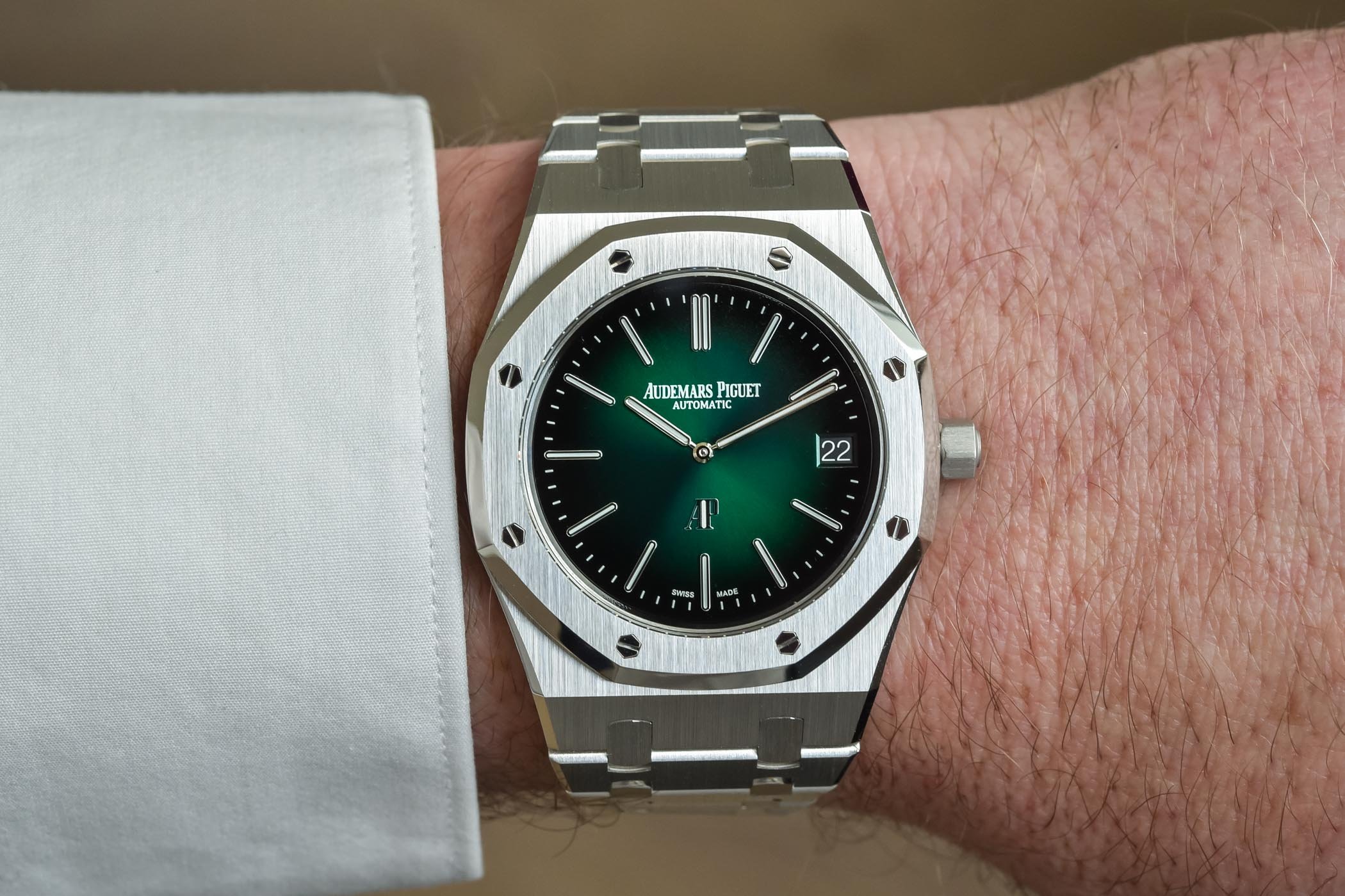 Audemars Piguet Royal Oak Jumbo Platinum Green Dial 15202PT Review