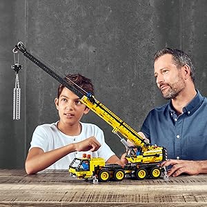 LEGO Technic Mobile Crane